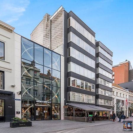 Ruim En Warm Appartement In De Winkelstraat Van Oostende Exterior photo